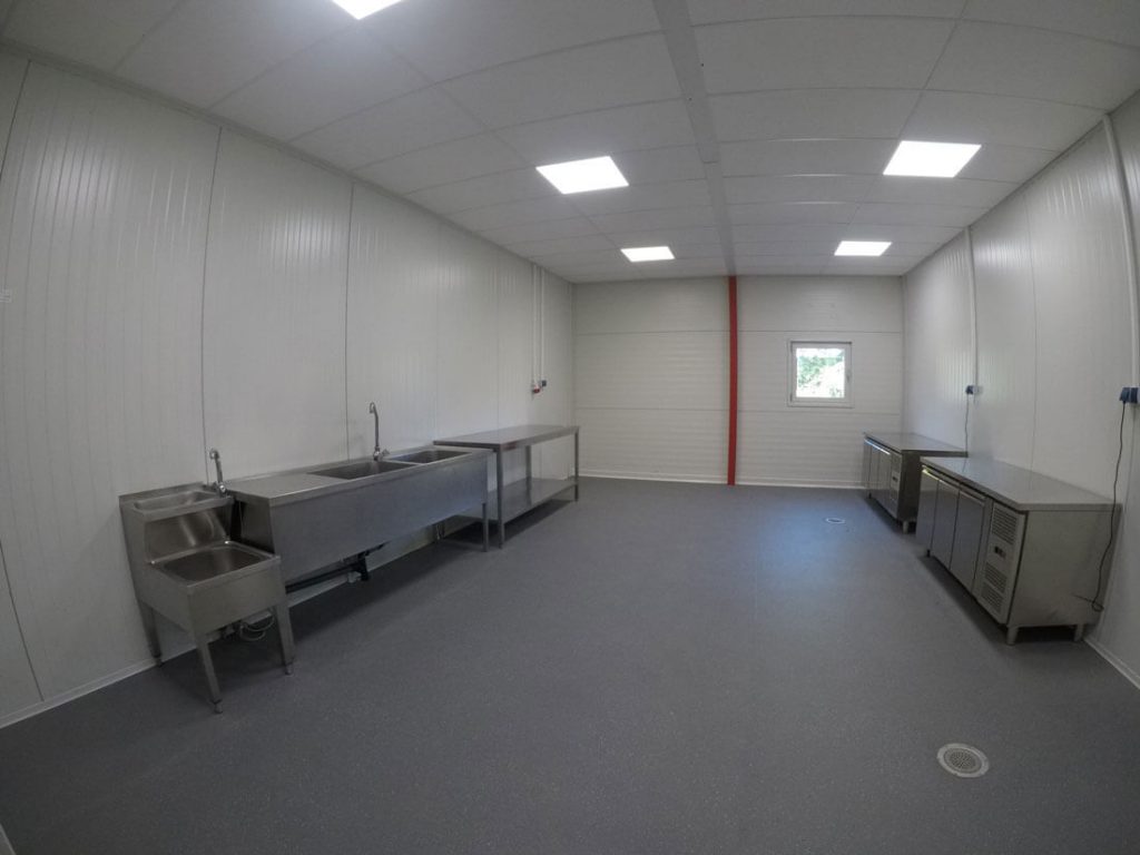 Deurne belgie tijdelijke keuken binnenzijde